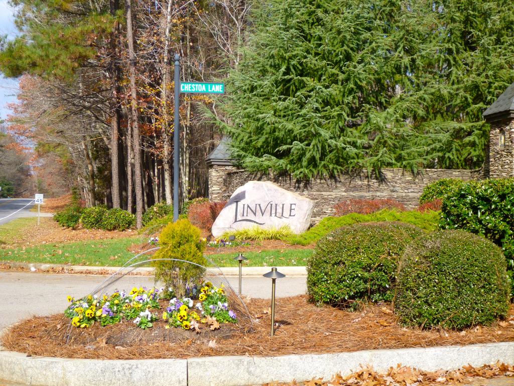 Linville neighborhood sign